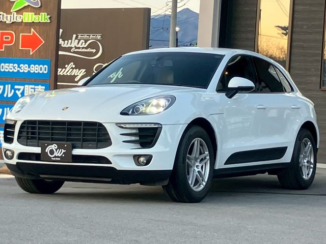 PORSCHE MACAN 2015 Image 31