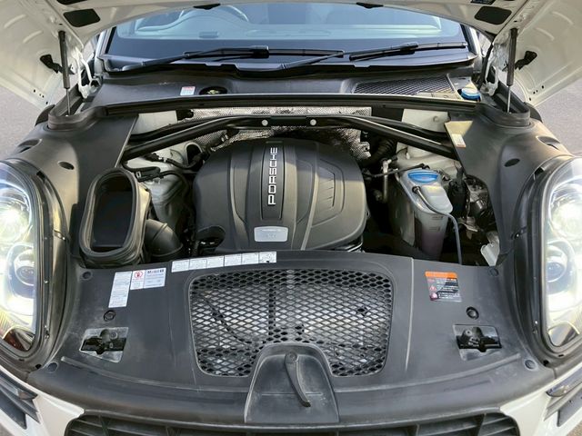 PORSCHE MACAN 2015 Image 31