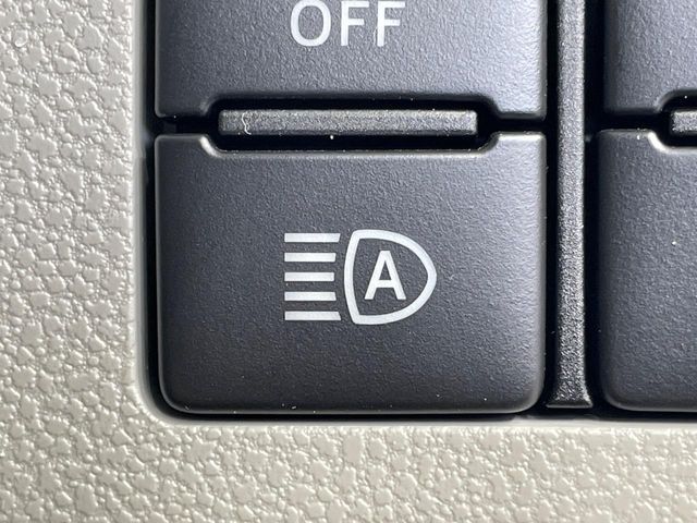 DAIHATSU MIRA E:S 2018 Image 31