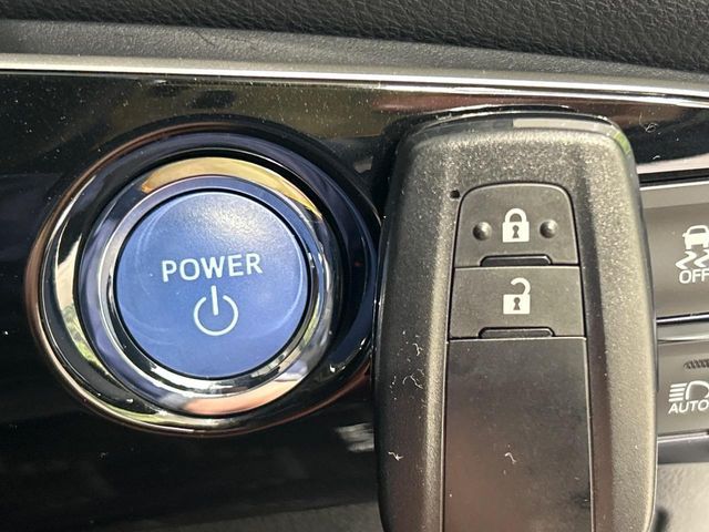 TOYOTA PRIUS 2021 Image 31