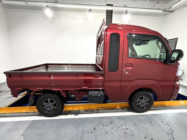 DAIHATSU HIJET TRUCK 4WD 2022 Image 31