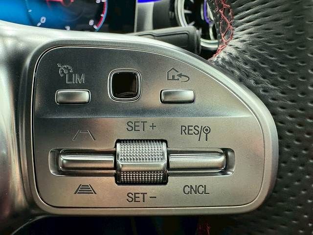 MERCEDES BENZ CLA SH 2019 Image 31