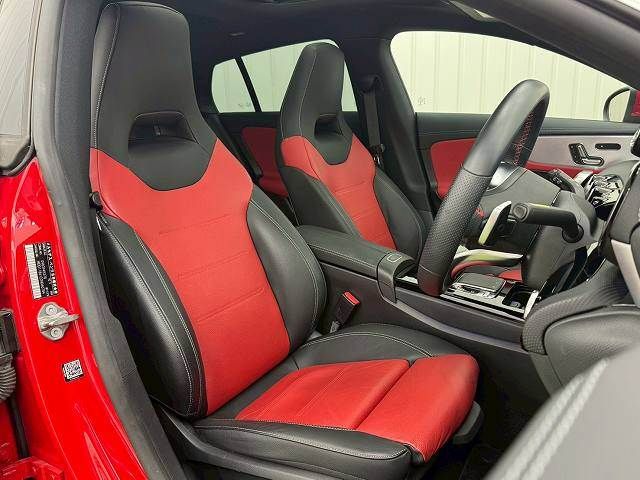 MERCEDES BENZ CLA SH 2019 Image 31