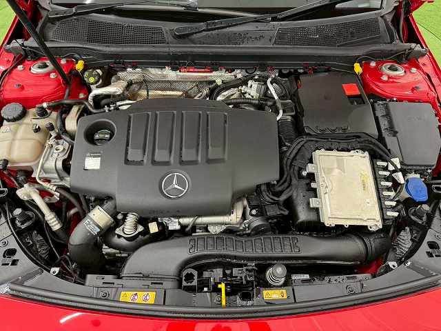 MERCEDES BENZ CLA SH 2019 Image 31