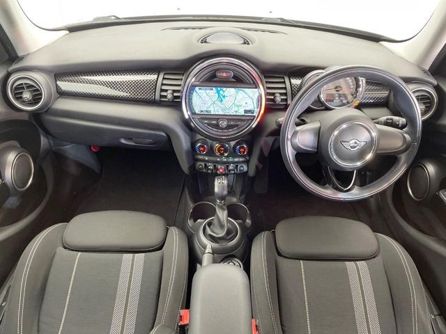 BMW MINI COOPER S 5D 2015 Image 31