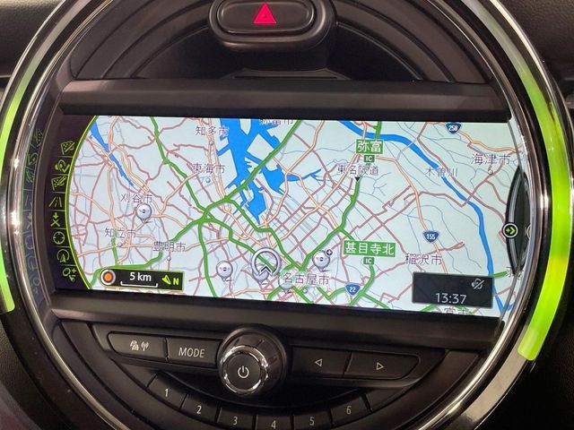 BMW MINI COOPER S 5D 2015 Image 31