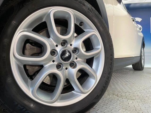 BMW MINI COOPER S 5D 2015 Image 31