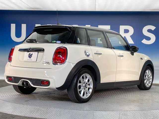 BMW MINI COOPER S 5D 2015 Image 31