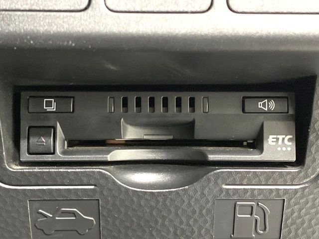 TOYOTA ROOMY 2018 Image 31