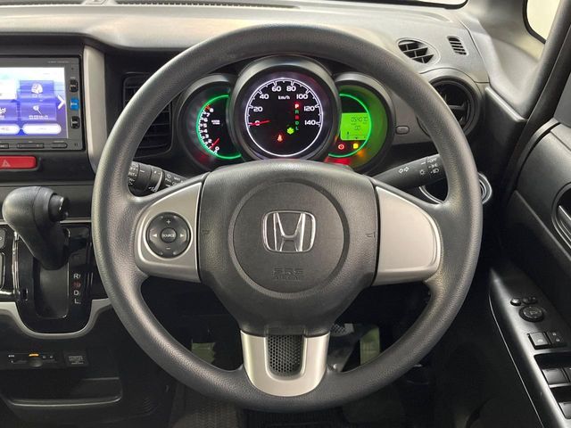 HONDA N BOX 2016 Image 31