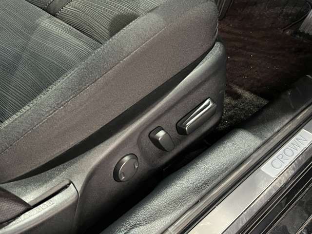 TOYOTA CROWN SEDAN 2013 Image 31