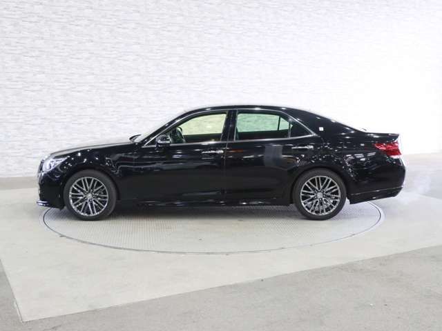 TOYOTA CROWN SEDAN 2013 Image 31