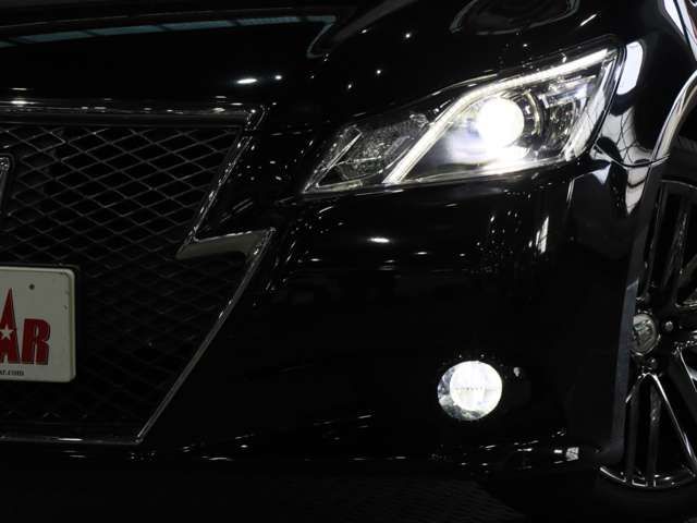 TOYOTA CROWN SEDAN 2013 Image 31