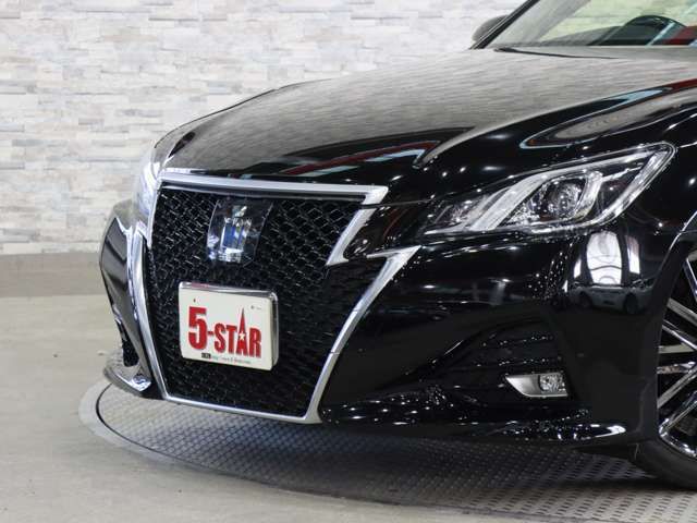 TOYOTA CROWN SEDAN HYBRID 2017 Image 31