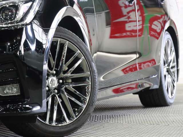 TOYOTA CROWN SEDAN HYBRID 2017 Image 31