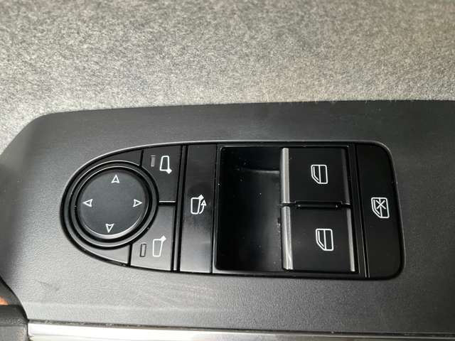 MAZDA MX-30 2020 Image 31