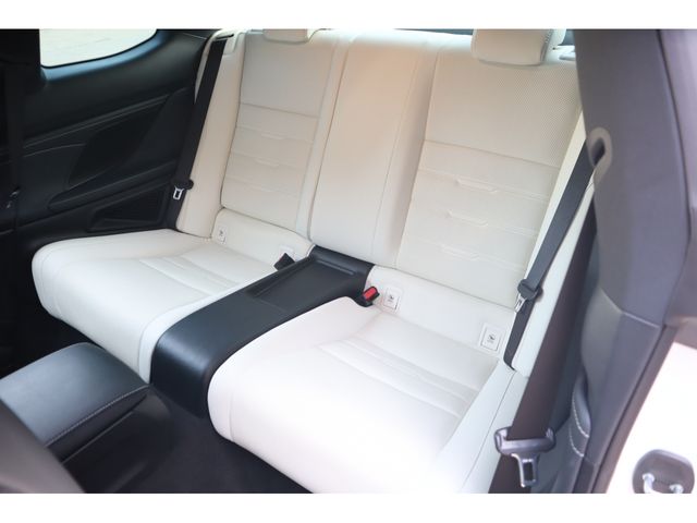 TOYOTA LEXUS RC300H 2022 Image 31