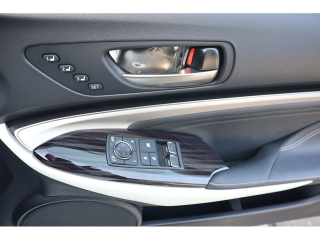 TOYOTA LEXUS RC300H 2022 Image 31