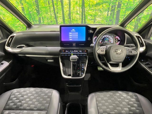 TOYOTA VOXY 4WD 2025 Image 31