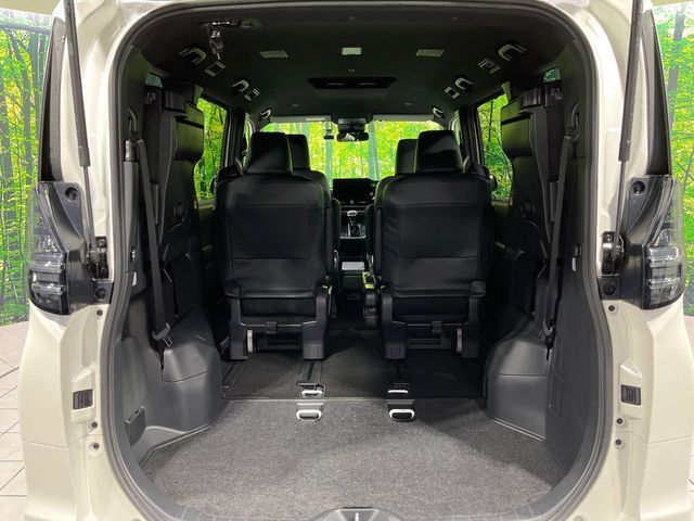 TOYOTA VOXY 4WD 2025 Image 31