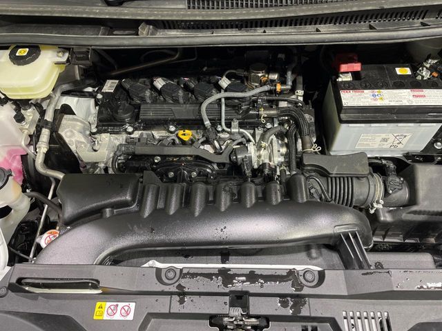 TOYOTA VOXY 4WD 2025 Image 31