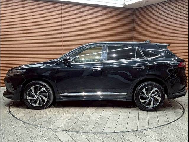 TOYOTA HARRIER 2WD 2018 Image 31