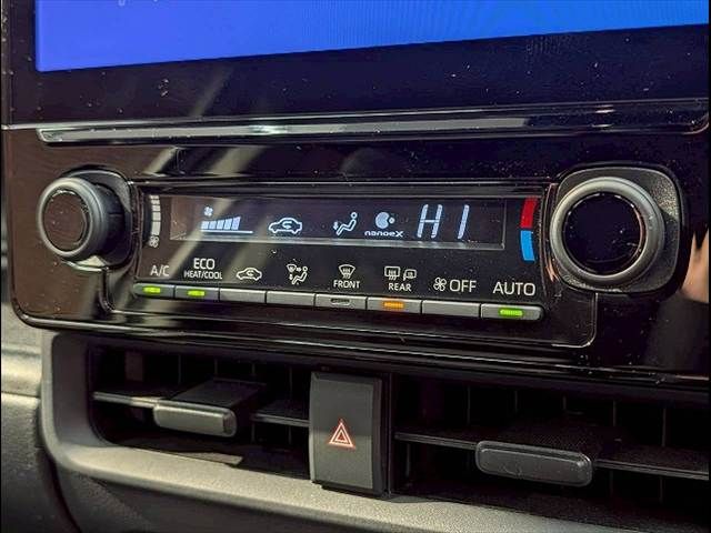 TOYOTA SIENTA HYBRID 2023 Image 31