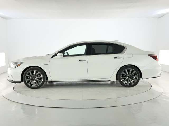 HONDA LEGEND HYBRID 2019 Image 31