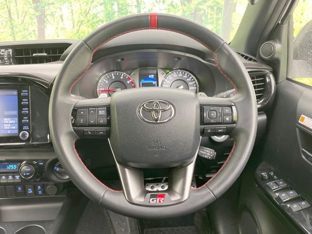 TOYOTA HILUX 4WD 2022 Image 31