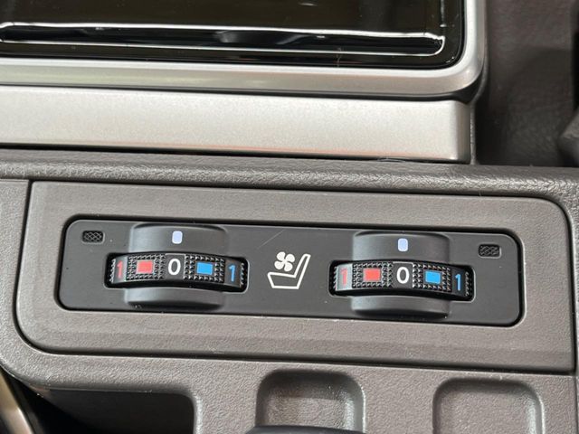 TOYOTA LANDCRUISER PRADO 2023 Image 31