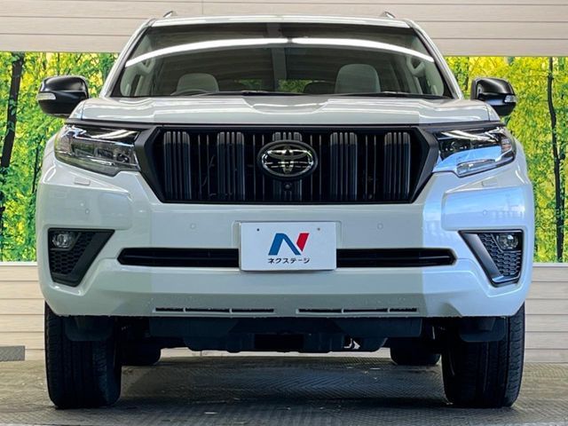 TOYOTA LANDCRUISER PRADO 2023 Image 31