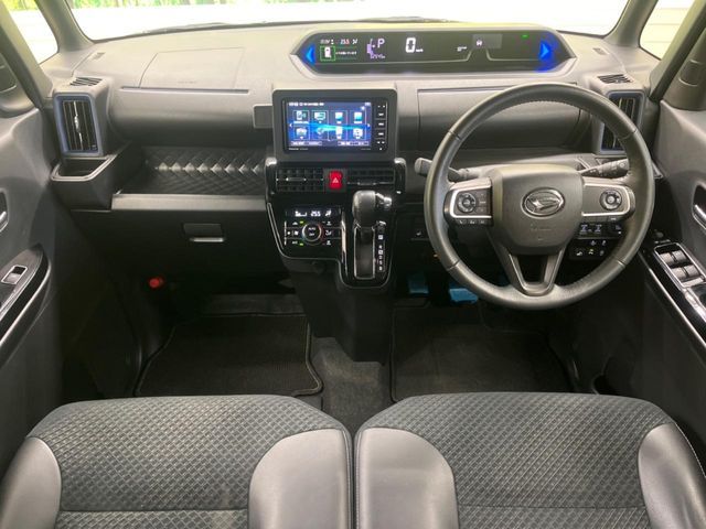 DAIHATSU TANTO CUSTOM 2021 Image 31