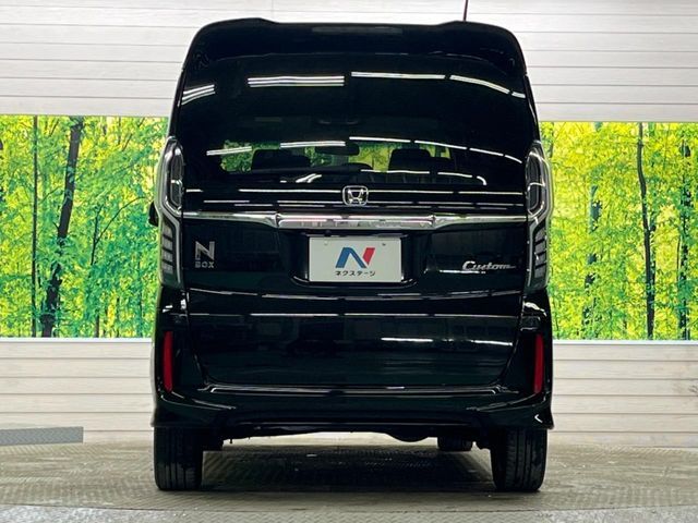 HONDA N BOX CUSTOM 2017 Image 31