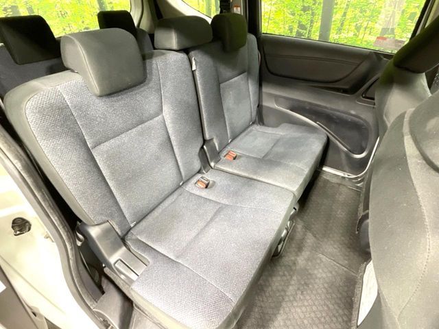 TOYOTA SIENTA 2015 Image 31