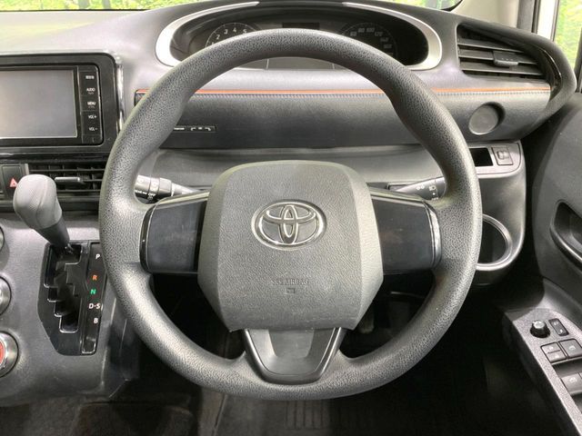 TOYOTA SIENTA 2015 Image 31