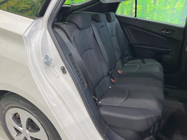 TOYOTA PRIUS PHV 2019 Image 31