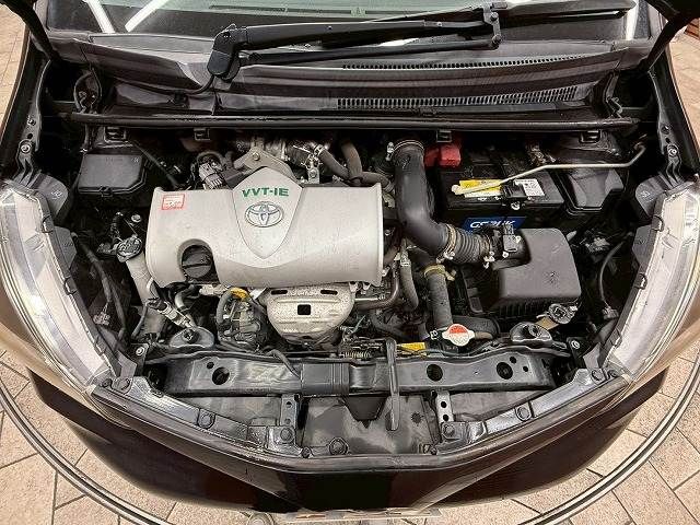 TOYOTA VITZ 2015 Image 31