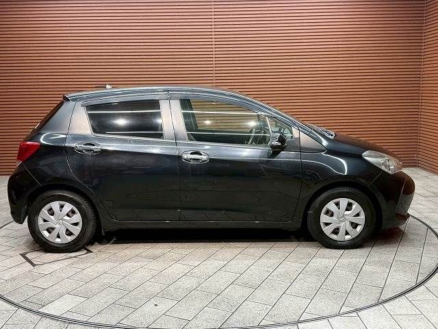 TOYOTA VITZ 2015 Image 31