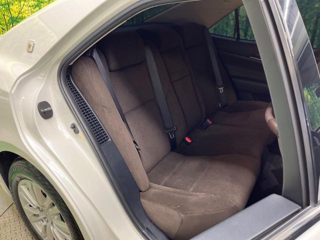 TOYOTA CROWN SEDAN HYBRID 2013 Image 31