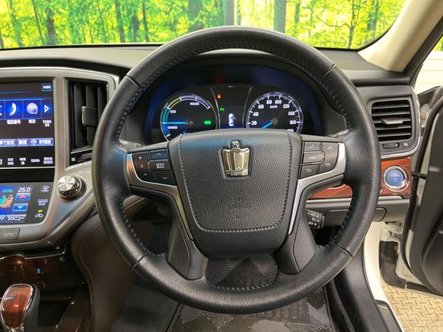 TOYOTA CROWN SEDAN HYBRID 2013 Image 31