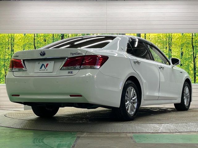 TOYOTA CROWN SEDAN HYBRID 2013 Image 31