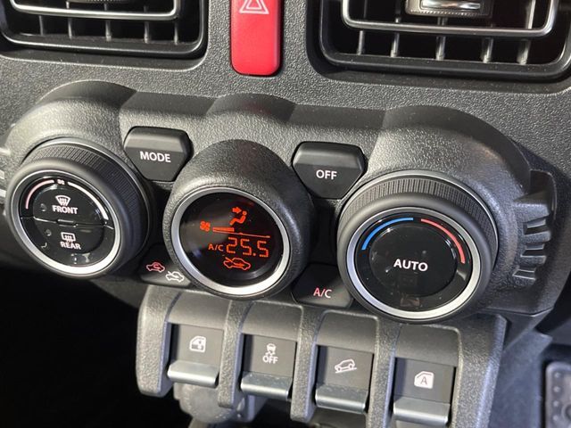 SUZUKI JIMNY NOMADE 2025 Image 31