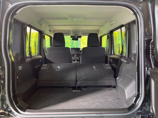 SUZUKI JIMNY NOMADE 2025 Image 31