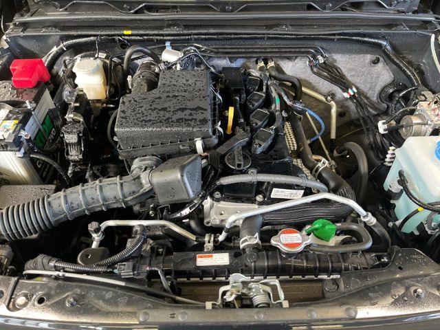 SUZUKI JIMNY NOMADE 2025 Image 31