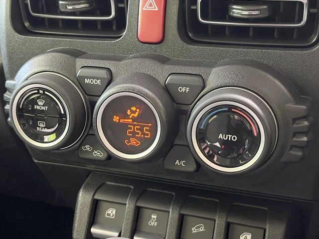 SUZUKI JIMNY NOMADE 2025 Image 31