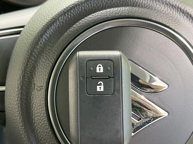 SUZUKI JIMNY NOMADE 2025 Image 31