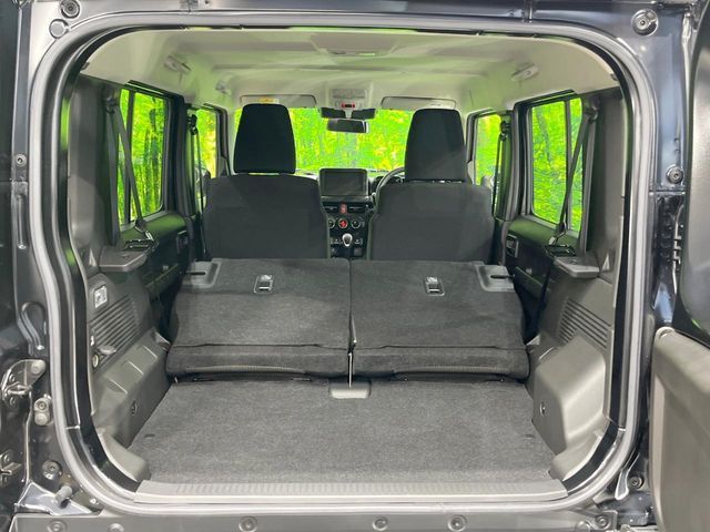 SUZUKI JIMNY NOMADE 2025 Image 31