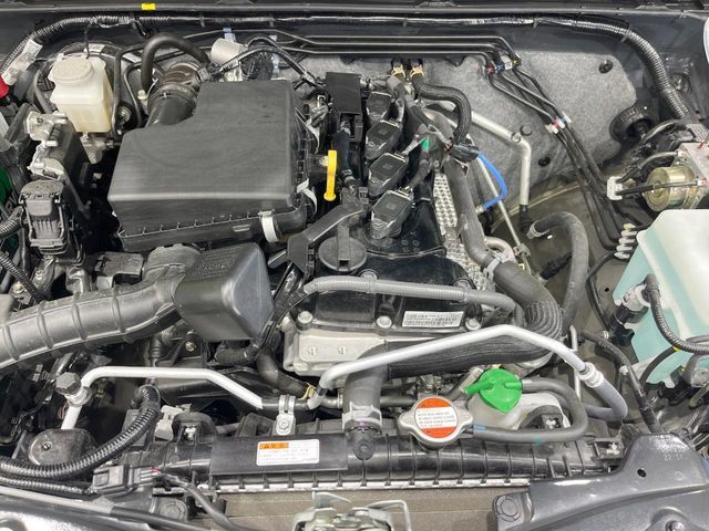 SUZUKI JIMNY NOMADE 2025 Image 31