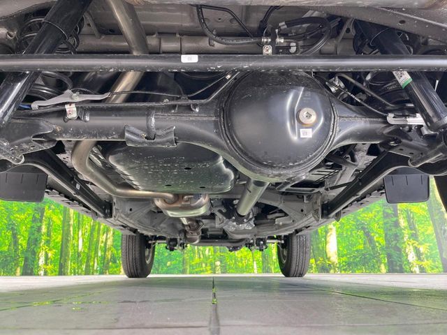 SUZUKI JIMNY NOMADE 2025 Image 31