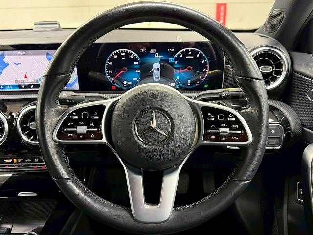 MERCEDES BENZ A CLAS 2019 Image 31